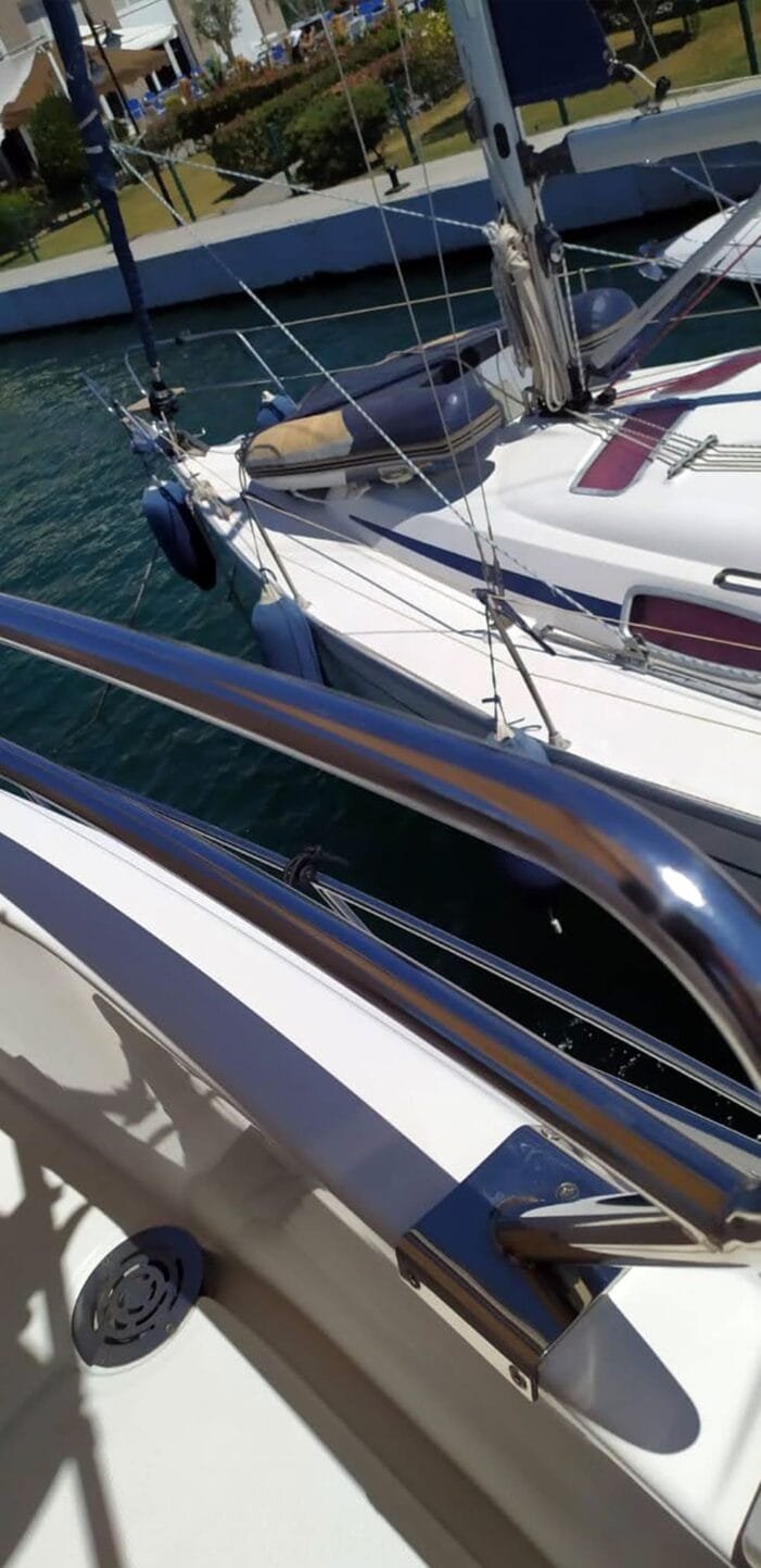 Çeşme'de kaptanlık eğitimi ve denizcilik kursları.